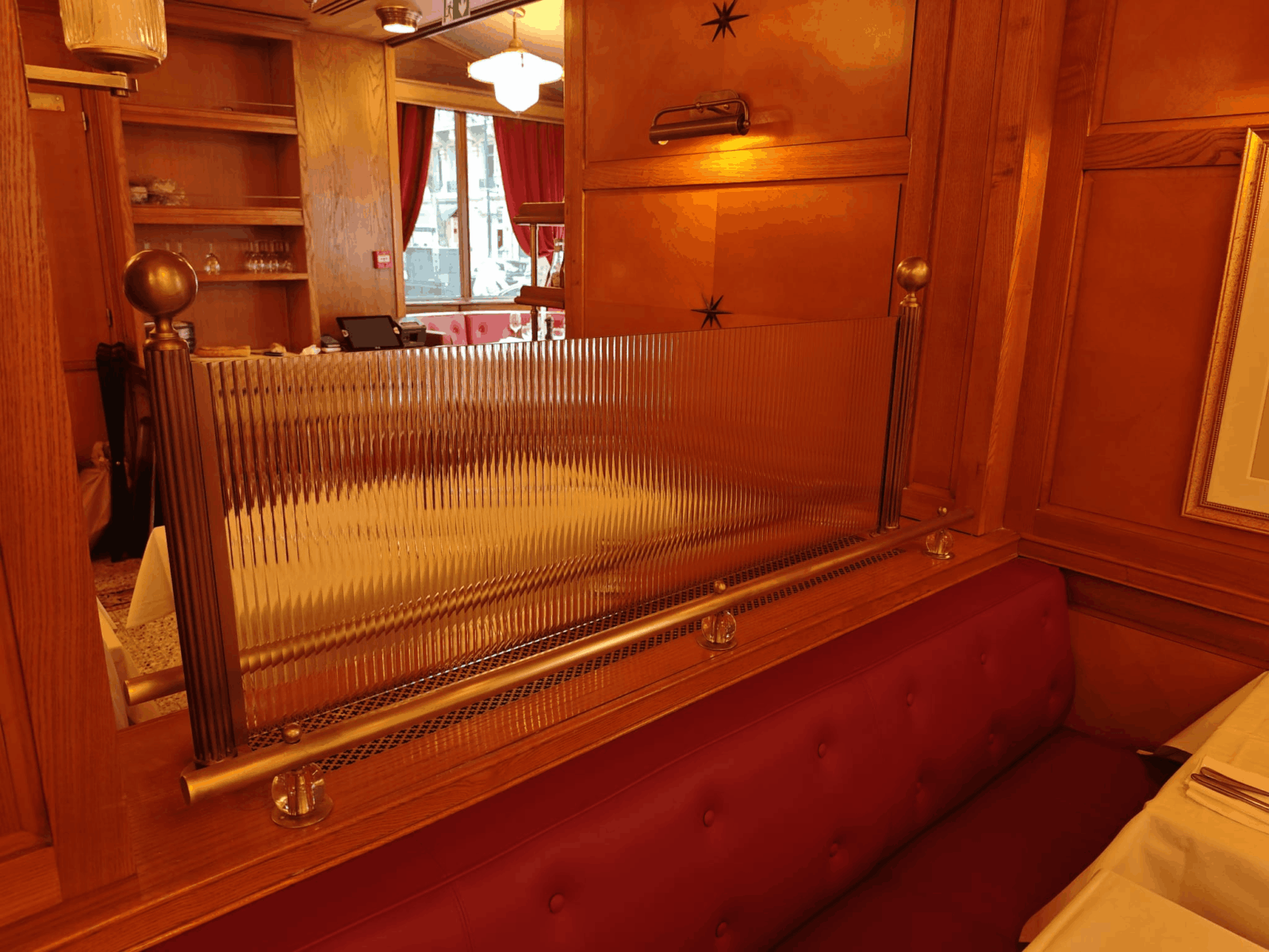 chapeliere laiton vieilli verre flute trempe verre flute trempe chapeliere